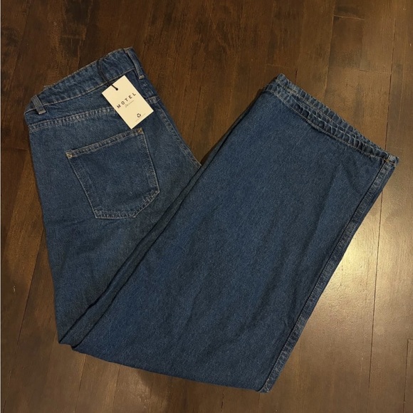 Motel Rocks Low Rise Jeans NWT - Picture 2 of 3